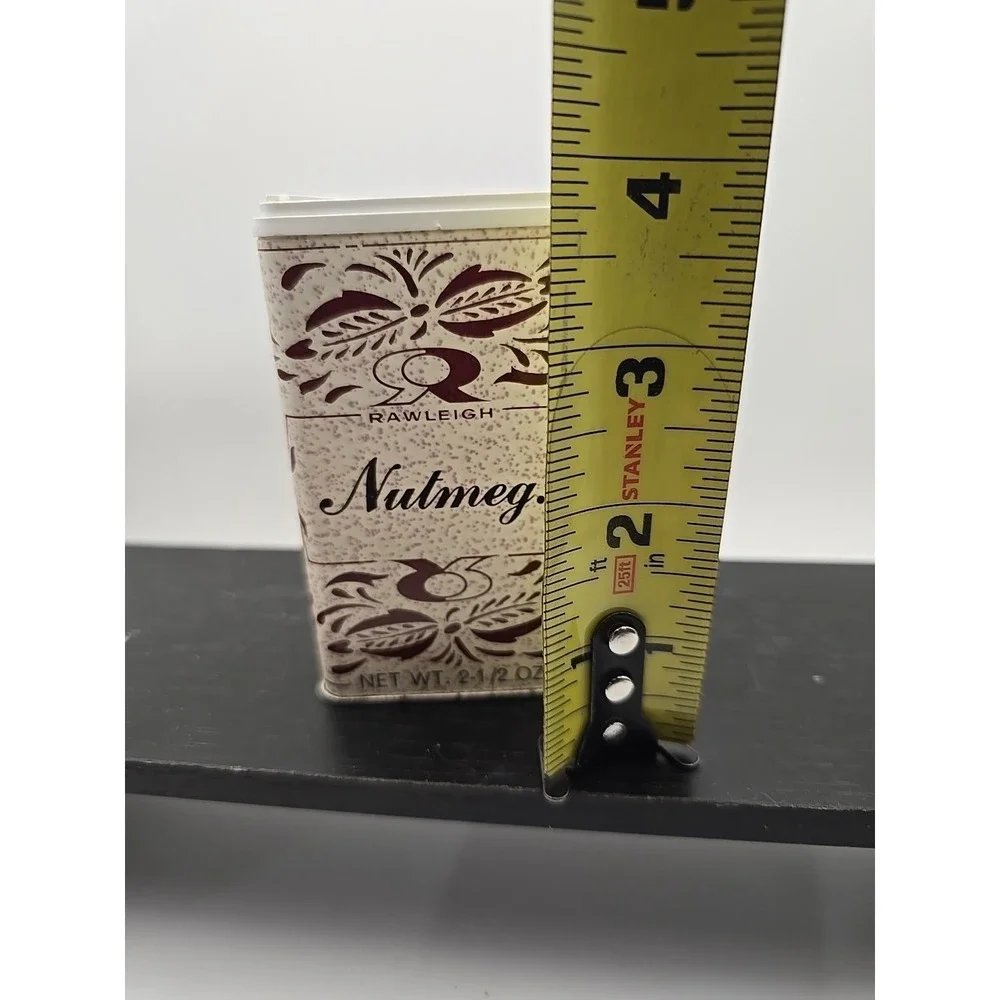 Vintage Rawleigh's Nutmeg 2.5 oz‎ spice tin,